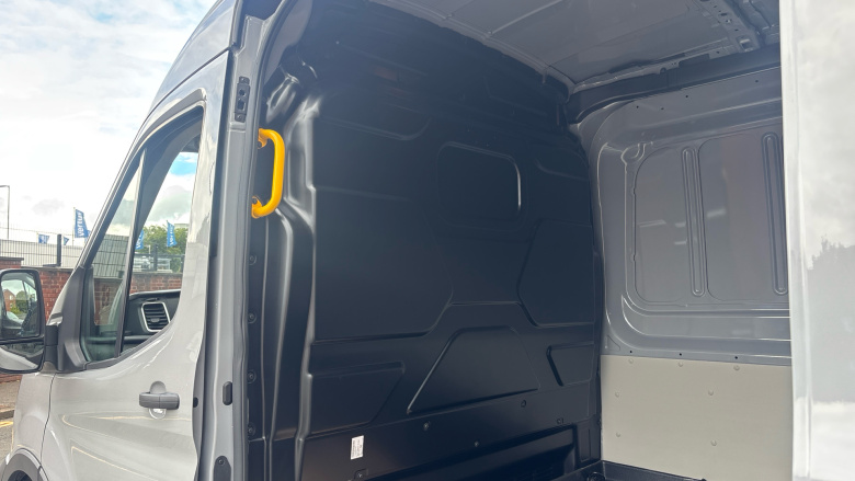 Ford Transit E-350 L3 Rwd 135kW 68kWh H2 Trend Van Auto